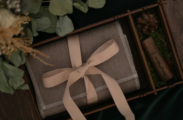 Cum să alegi coșul cadou ideal pentru angajații tăi