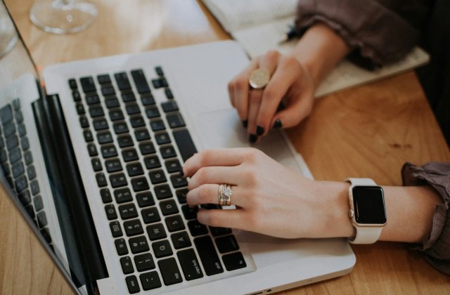 Cum să alegi dispozitivul de gaming potrivit: Laptop, desktop sau consolă?