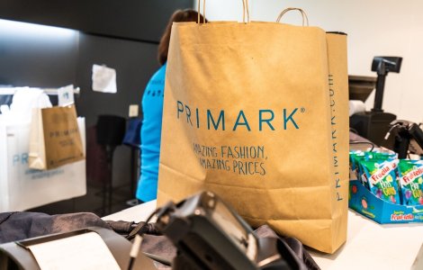 Ce tipuri de angajați caută Primark înainte de sfârșitul anului?