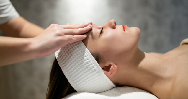 Ești cosmetolog? 5 motive să folosești produsele Gerovital H3 Equilibrium