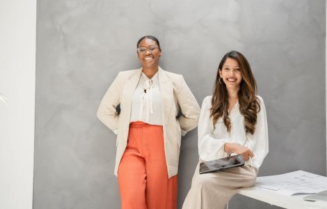 Sfaturi de stil: cum să porți cămăși office în mod creativ