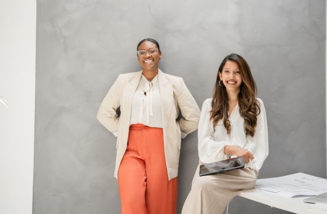 Sfaturi de stil: cum să porți cămăși office &icirc;n mod creativ