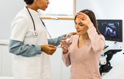 Ce să mănânci când ai amețeli? Ai o stare de slăbiciune și tremur în corp? Iată ce vitamine împotriva ametelii sunt necesare!