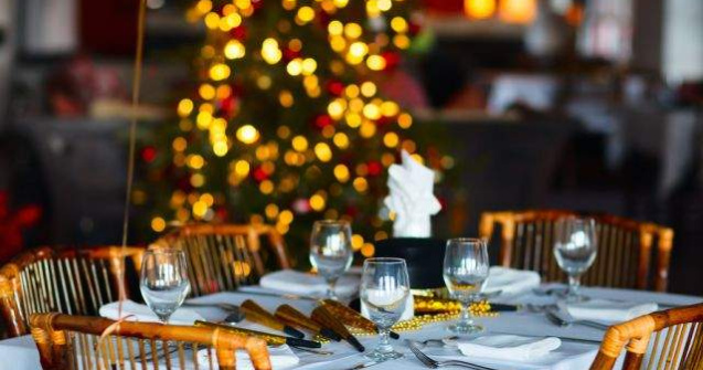  Top  Zece metode SIMPLE de a evita EXCESELE alimentare de Sarbatori