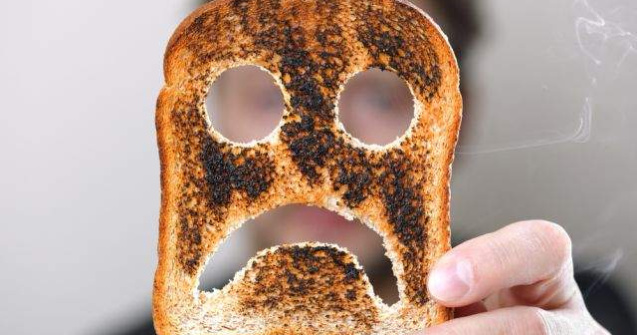  Top  Sapte alimente pe care NU AI VOIE sa le consumi la micul dejun