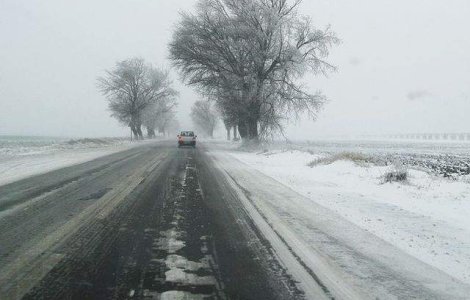 Autostrada A2 si 23 de drumuri nationale, INCHISE din cauza ninsorii
