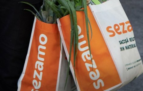 Surprizele de sărbători de la Sezamo: brazi, cozonaci și cadouri de lux