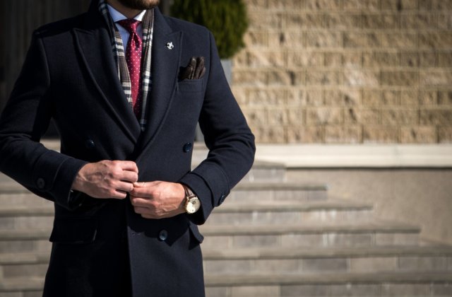 Sezonul rece, o provocare pentru moda masculină: sfaturi stilistice de care să ții cont!