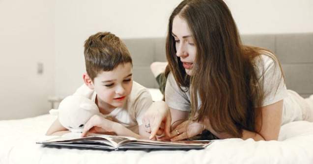 Cum ajută cărțile ilustrate dezvoltarea limbajului copiilor?