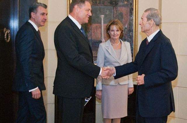 Iohannis, despre Regele Mihai: Este un model de demnitate si daruire