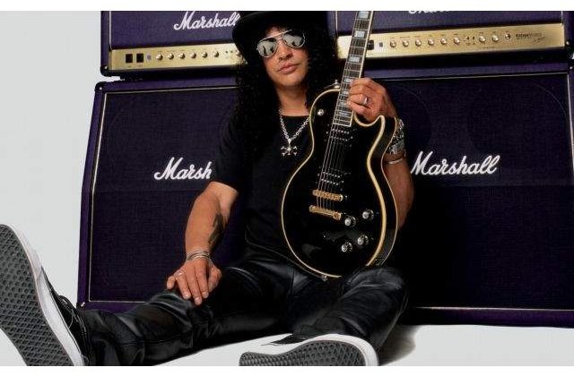 Slash s-a despartit de sotia sa dupa 13 ani de casnicie