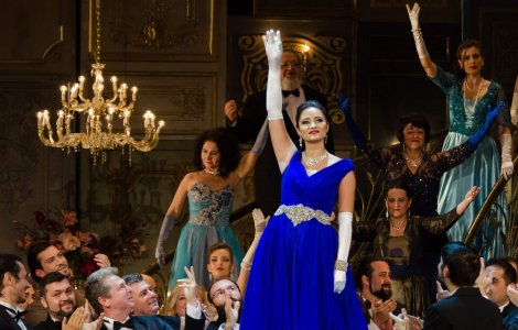 Spectacolul „La Traviata” la Opera Națională București: Eleganță și Emoție