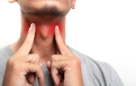 Leacuri bătrânești pentru a scapa rapid de durerea în gât