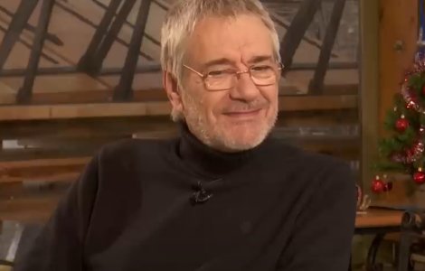 Un artist între tăcerea scenei și tumultul vieții