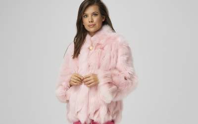 Blana naturală de vulpe:...