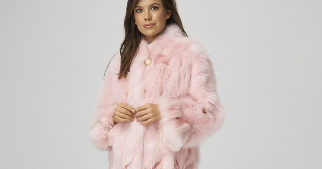 Blana naturală de vulpe: Piesa de rezistență pentru un stil desăvârșit