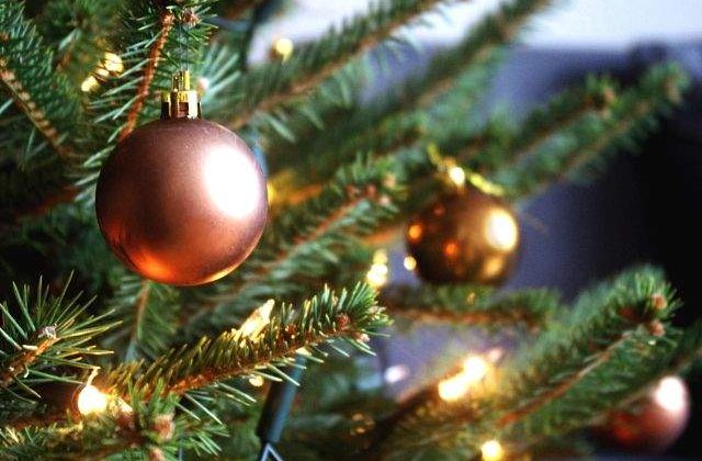 Peste 15.000 de moldoveni petrec sarbatorile pe stil vechi in Romania