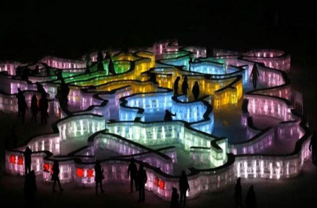 [Video] Pare IREAL! Un festival de iarna din China a ULUIT intreaga lume