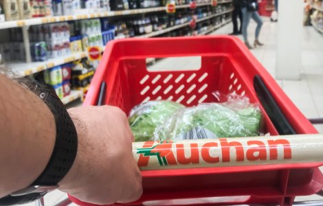 Economisește 5% la cumpărături cu noul card Auchan și UniCredit!