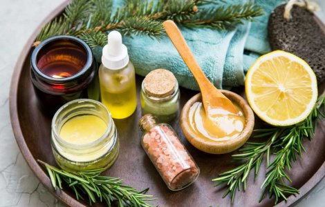 Ingredientele Bio în ritualurile de frumusețe: o alegere înțeleaptă pentru piele