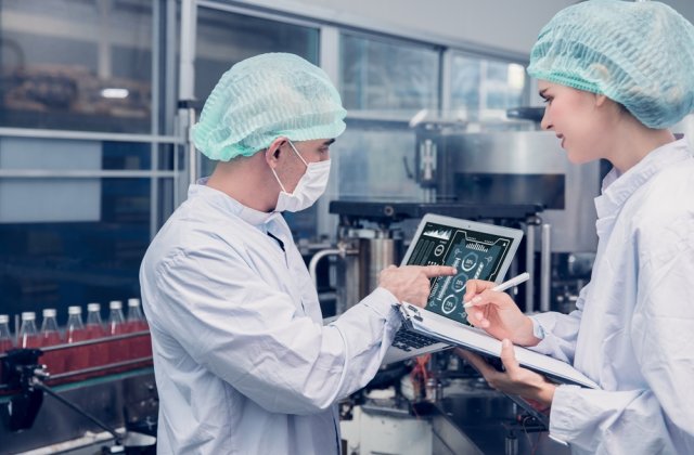 5 inovații tehnologice pentru respectarea reglementărilor de siguranță &icirc;n industria alimentară