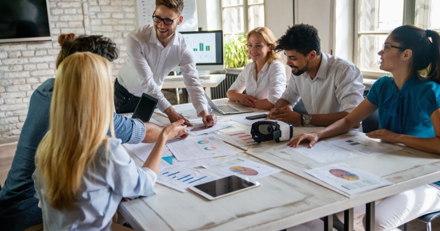 Dezvoltare profesională: Cum să încurajezi creativitatea în cadrul echipei tale