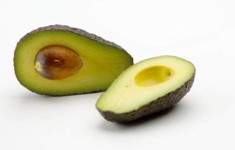 Studiu: Consumul de avocado ajuta la scaderea colesterolului rau