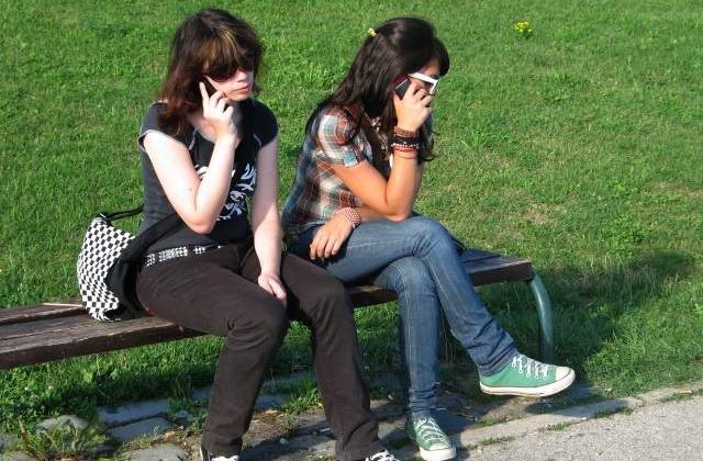 Separarea de telefonul mobil poate duce la aparitia anxietatii