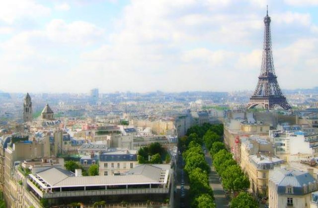 Parisul va fi capitala mondiala impotriva terorismului