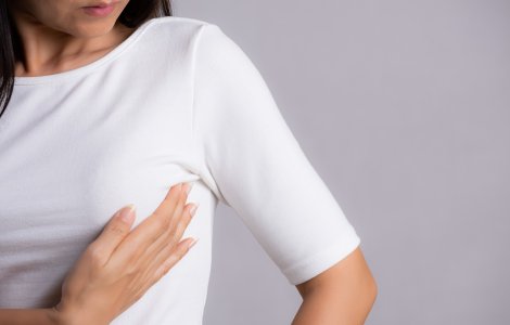 Adenoza mamară: Ce trebuie să știi despre cauze, simptome și opțiuni de tratament?