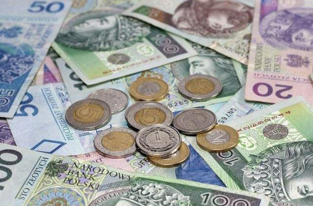 Monedele din Europa de Est au scazut puternic fata de francul elvetian