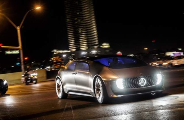 Mercedes F015 Luxury in Motion - Viitorul in 2030