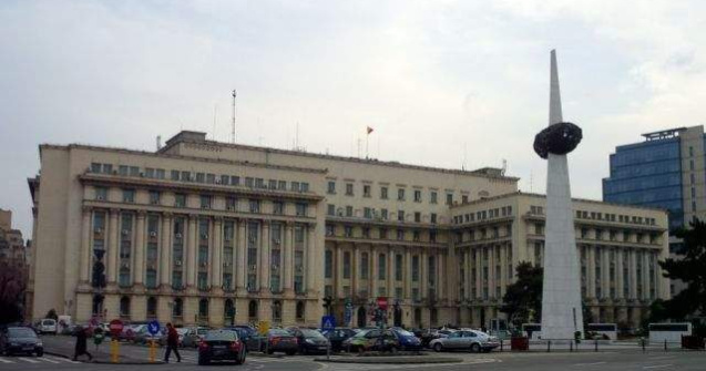 Consiliera lui Oprea si secretarul general adjunct din MAI, eliberati din functii