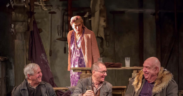 Află ce spectacole teatrale te vor captiva în aprilie!