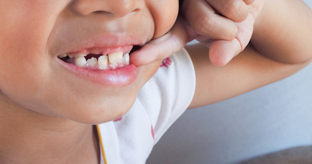 Impactul surprinzător al dinților strâmbi asupra sănătății tale