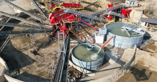 Holcim investește 450.000 euro în reciclarea apei la Stăncești