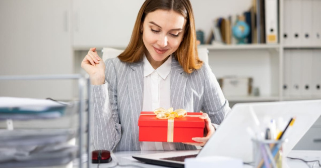 Cum să oferi cadouri memorabile fără a depăși bugetul alocat: 4 recomandări