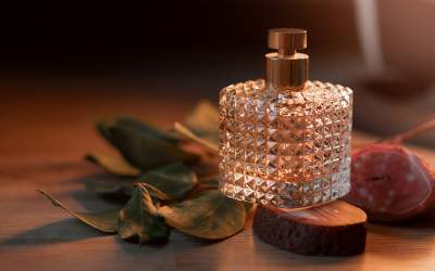 De ce extractele de parfum...