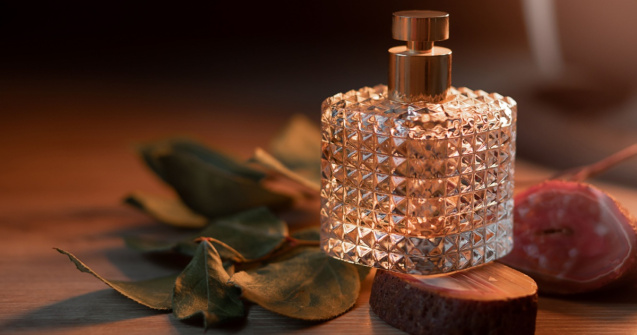 De ce extractele de parfum arăbesc durează atât de mult? Secretele aromelor