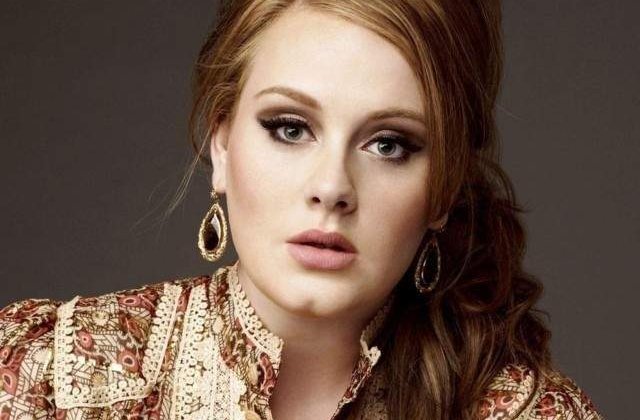 Adele isi amana lansarea noului album pentru 2016