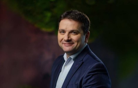 Descoperă secretele managerului care găsește libertatea supremă pe mare