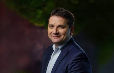 Descoperă secretele managerului care găsește libertatea supremă pe mare
