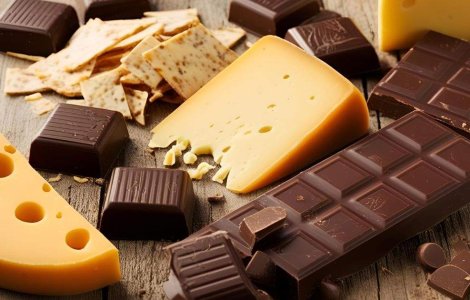 Descoperă secretul ascuns al combinației brânză cu ciocolată și beneficiile sale surprinzătoare
