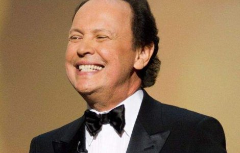 Billy Crystal crede ca scenele de sex gay "imping lucrurile prea departe"