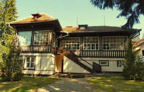 Vila de la Predeal a lui Nicolae Ceausescu, scoasa la licitatie