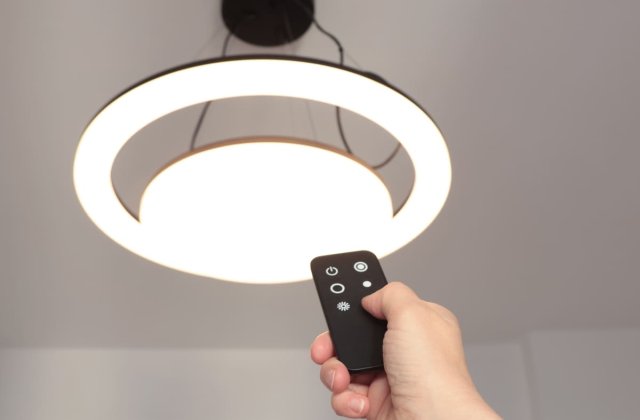 Descoperă avantajele lustrelor LED pentru un stil de viață modern