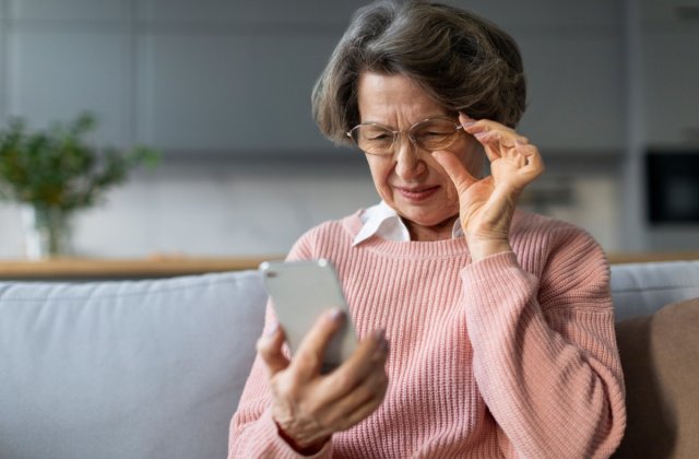 5 semne timpurii ale cataractei pe care nu ar trebui să le ignori