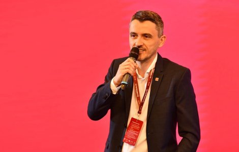 Transformarea radicală a Imobiliare.ro: de la primele calculatoare la revoluția inteligenței artificiale în 25 de ani