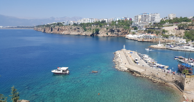 Ofertele surpriză ale Paralelei 45 pentru vacanțele turcești din 2025