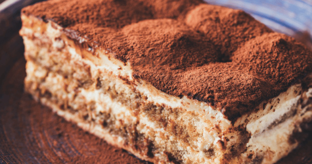 Rețetă tiramisu cu mascarpone și frișcă - autentică și delicioasă
